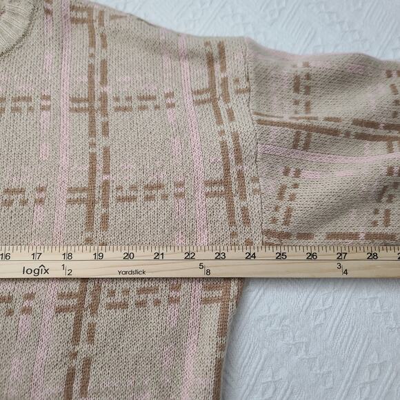 #0386 Design history sweater size Medium - Picture 7 of 9